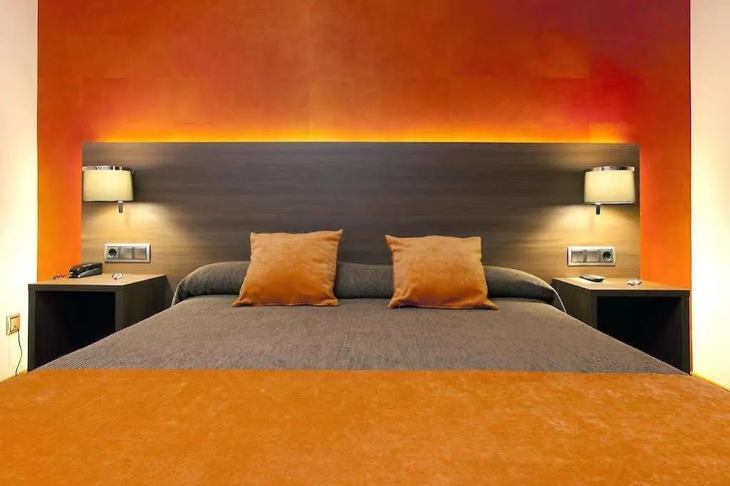 Bed And Breakfast El Pekinaire Calella İspanya