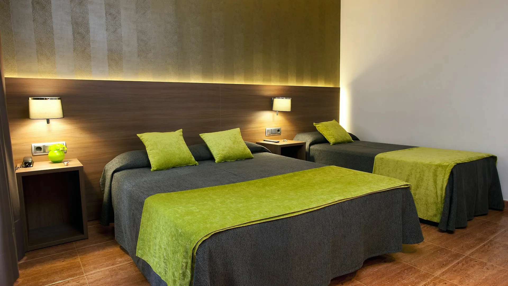 Bed And Breakfast El Pekinaire Calella 2*,  İspanya
